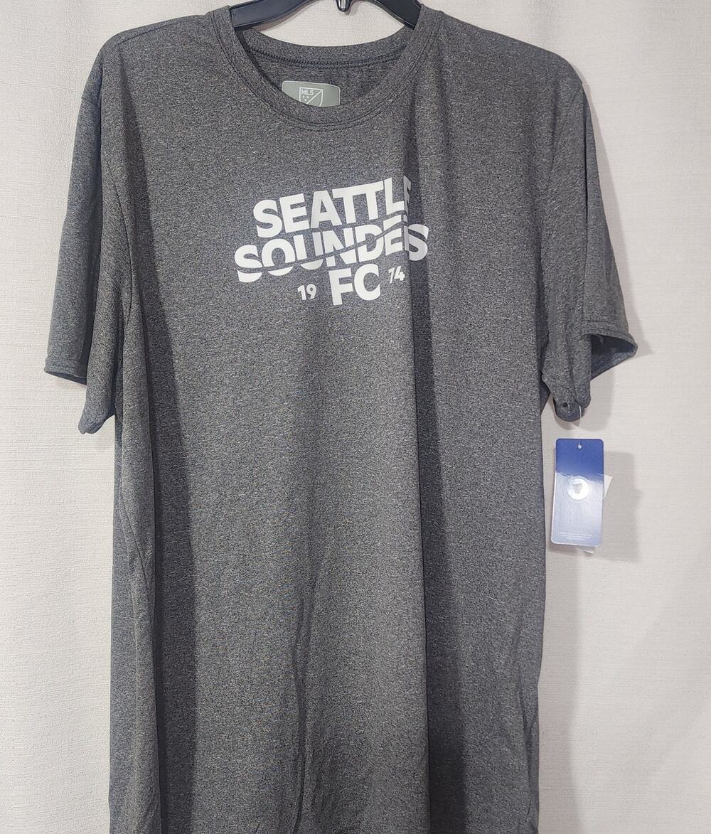 Seattle Sounder FC 1974 men's XL shirt